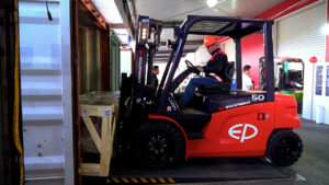Электрический погрузчик EP CPD50L1 2W330 на 5 тонн